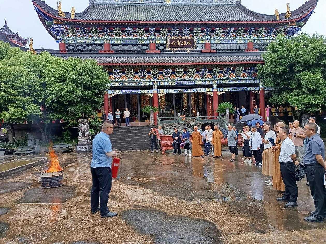 图片5.jpg 图片5.jpg